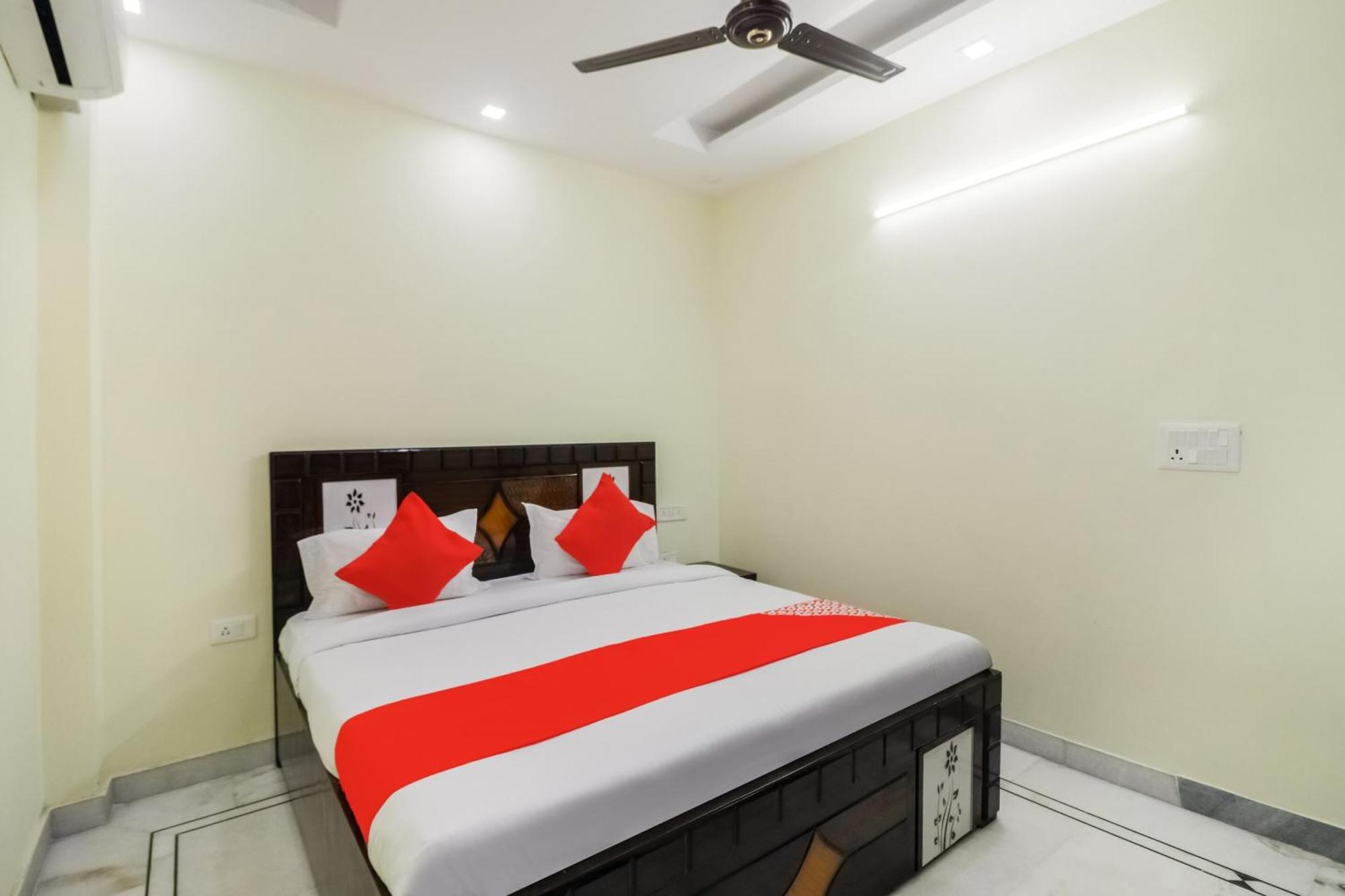 Golden Bridge Otel Yeni Delhi Dış mekan fotoğraf