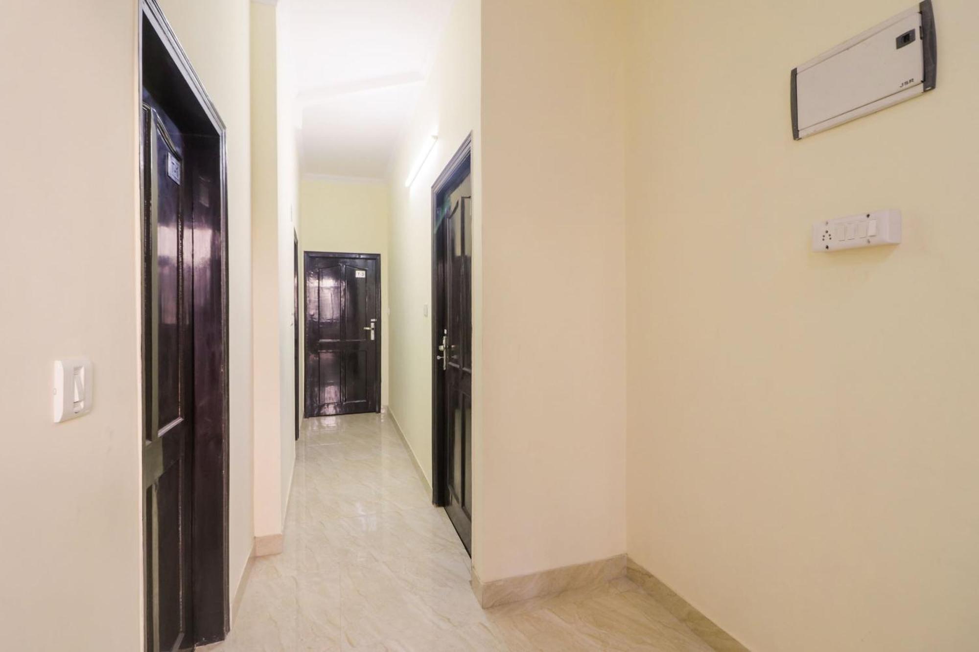 Golden Bridge Otel Yeni Delhi Dış mekan fotoğraf