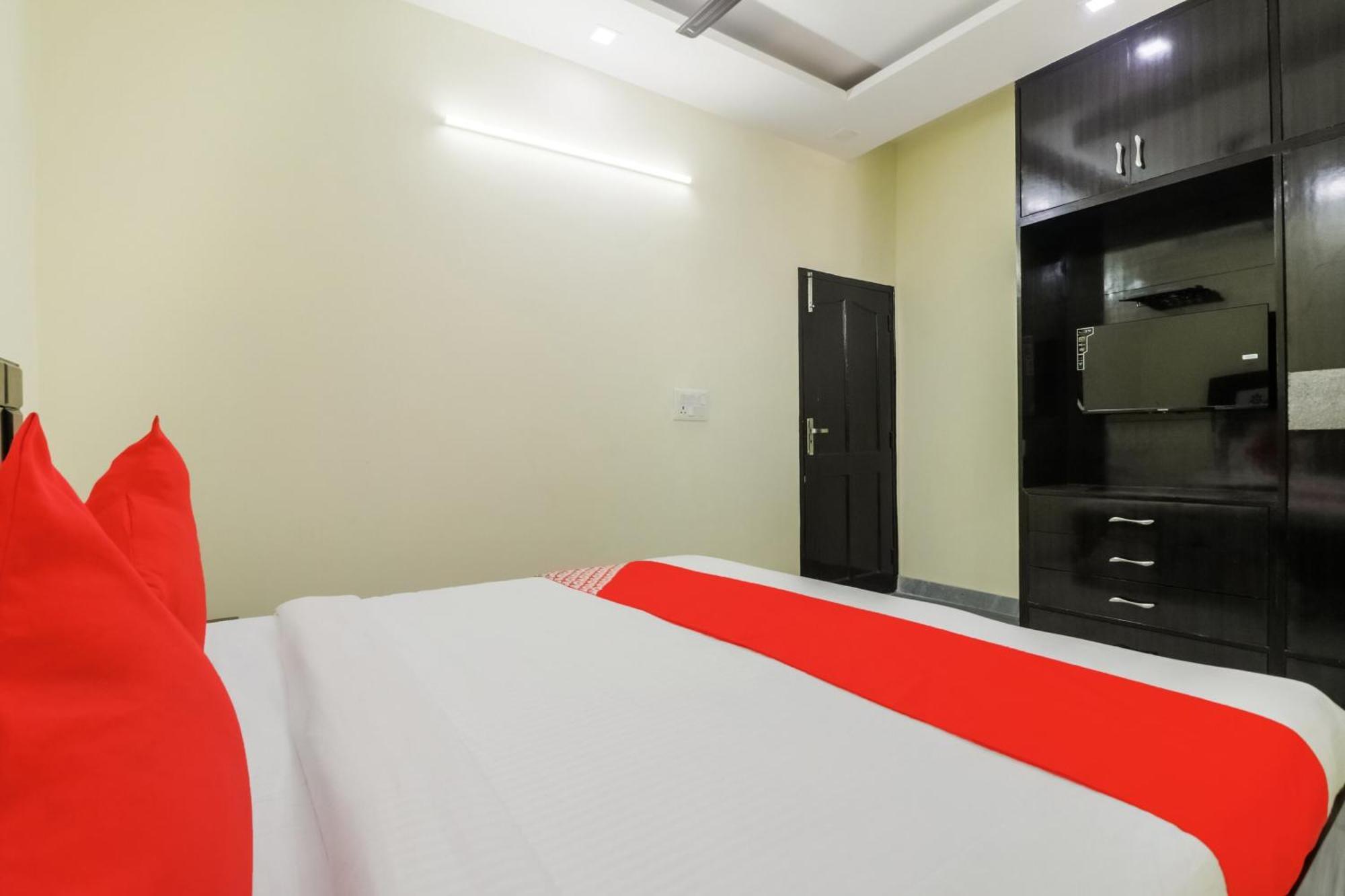 Golden Bridge Otel Yeni Delhi Dış mekan fotoğraf