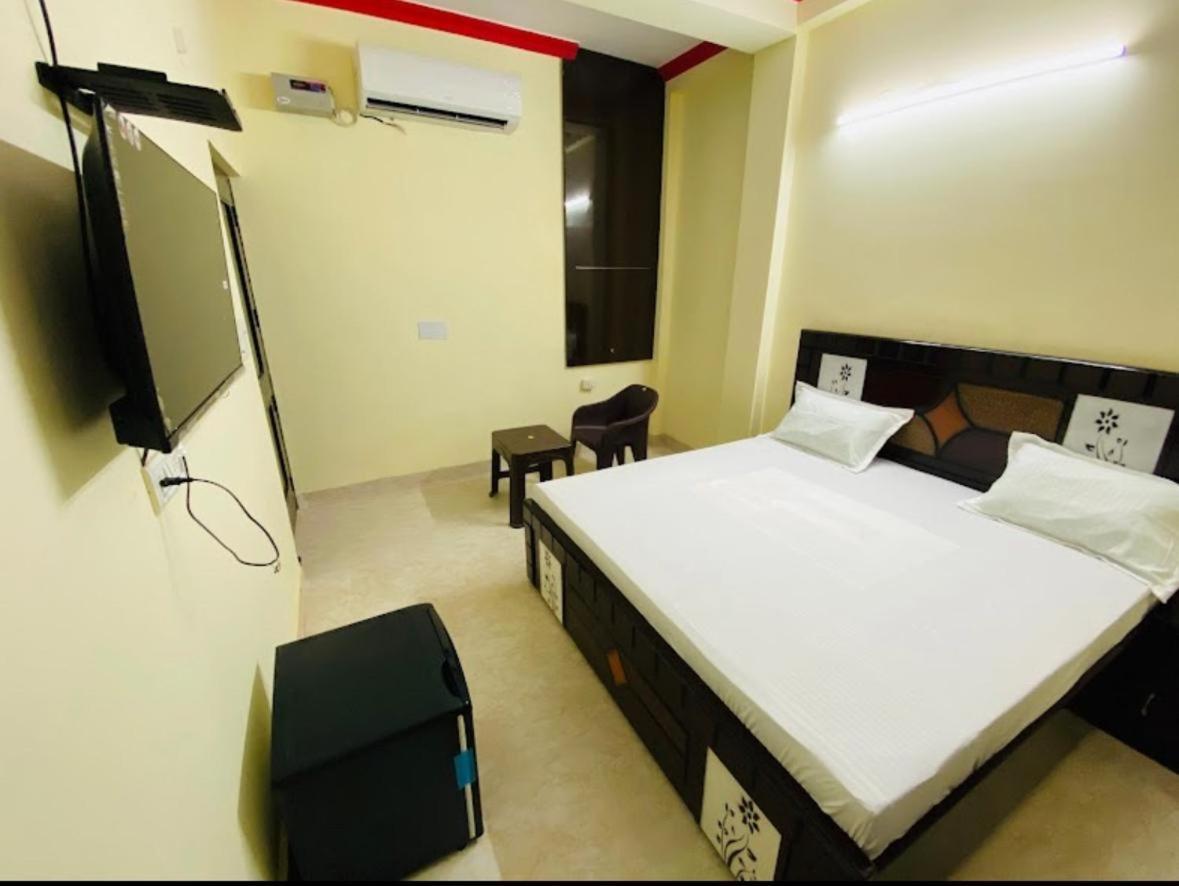Golden Bridge Otel Yeni Delhi Dış mekan fotoğraf