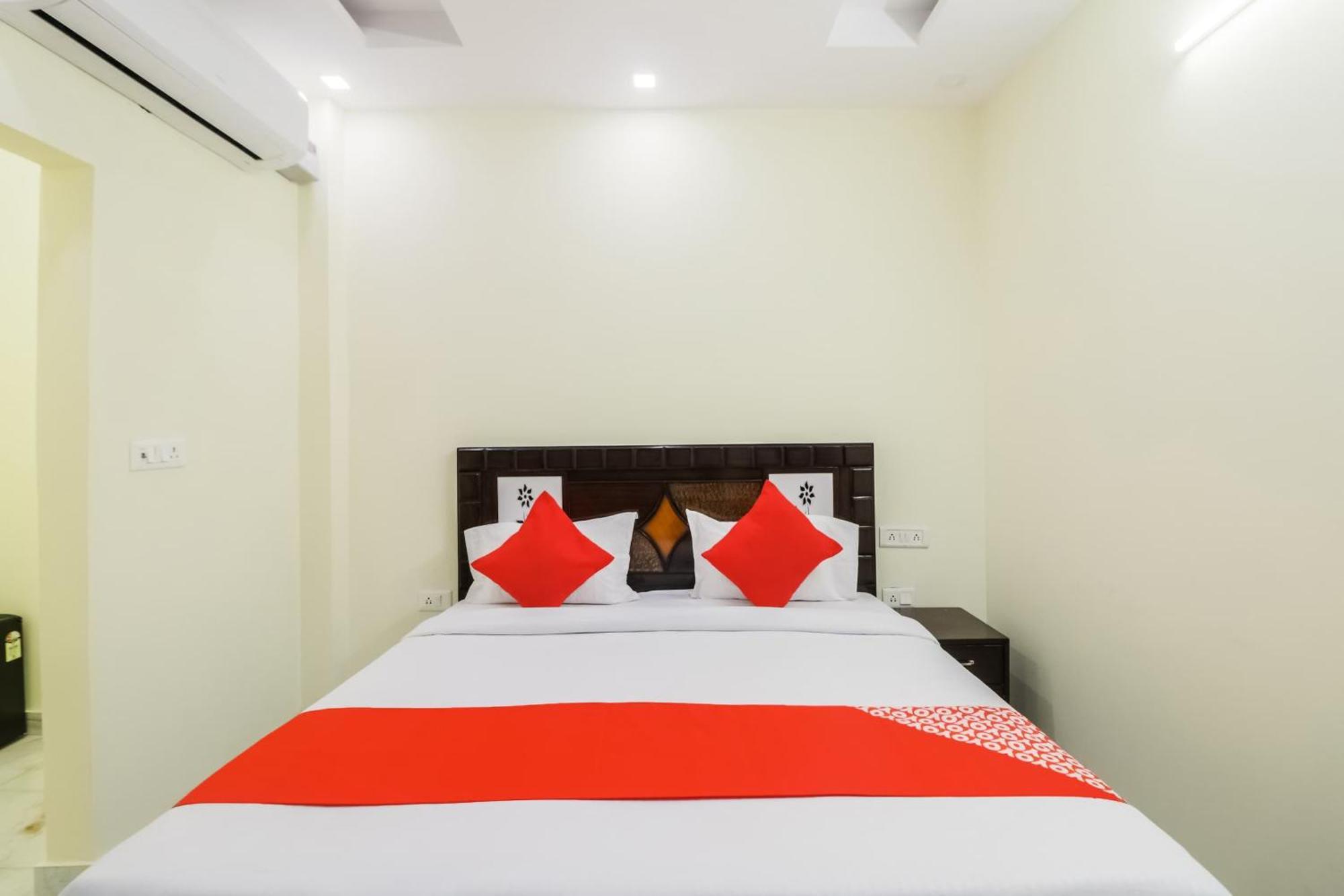 Golden Bridge Otel Yeni Delhi Dış mekan fotoğraf